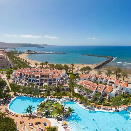 Parque Santiago Iii Official 3*